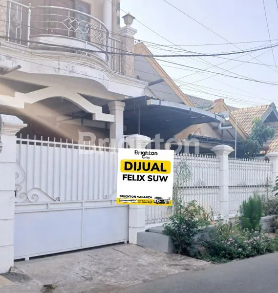 image RUMAH 1.5 LT DI DR WAHIDIN SUDIROHUSODO TUBAN (1)