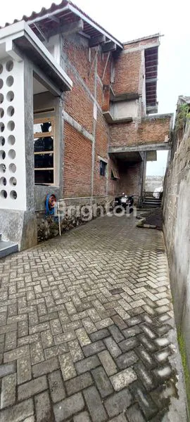 image RUMAH VILLA GUNUNG BURING MALANG (2)