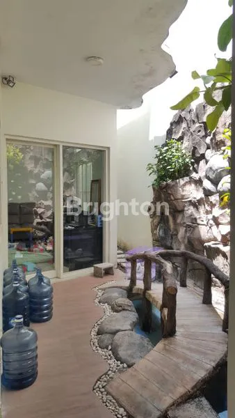 image RUMAH MEWAH DI TENGAH KOTA KEDIRI (5)