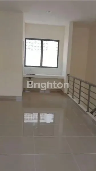 image RUKO STRATEGIS SIAP USAHA DI BSD (2)