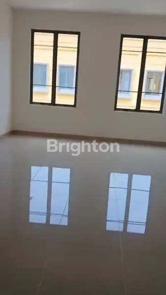 image RUKO STRATEGIS SIAP USAHA DI BSD (3)