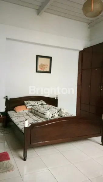 image RUMAH MEWAH DI BOULEVARD UTAMA PULO GADUNG (4)