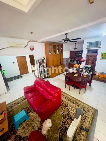 image TURUN HARGA! RUMAH MINIMALIS KAWASAN STRATEGIS, DAERAH MENTENG, JAKARTA PUSAT. DEKAT MRT DUKUH ATAS (6)