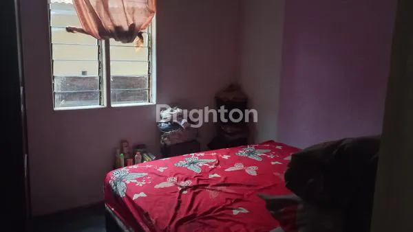 image RUMAH PINGGIR JALAN SUNGGAL (3)