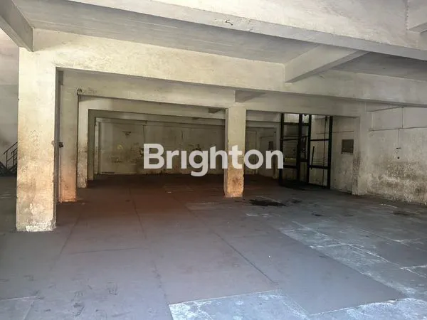 image GUDANG SELANGKAH KENJERAN AKSES TRUK ENGKEL (5)