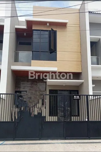 image RUMAH NEW MINIMALIS 2 LT DI KUTISARI (1)
