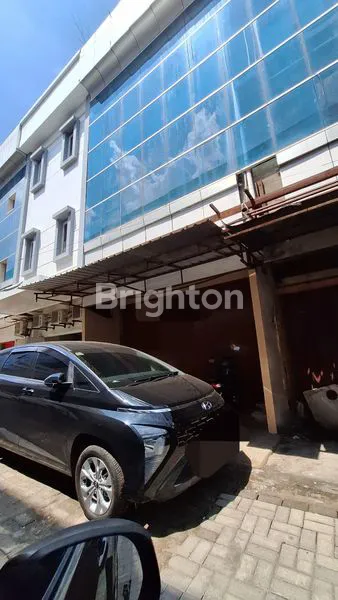 RUKO SIAP HUNI DI JL. AHMAD YANI, LOKASI PREMIUM