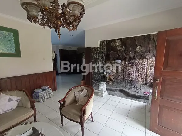 image RUMAH MEWAH HARGA MURAH HALAMAN LUAS DITENGAH KOTA BOGOR (8)