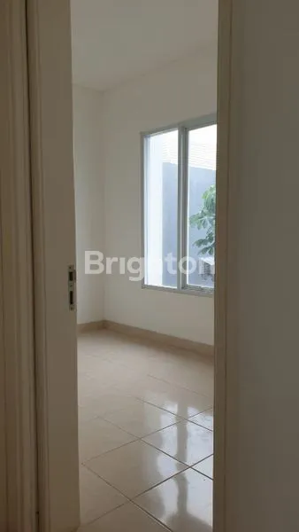 image RUMAH LAVERDE 2 LANTAI BSD TANGERANG  (4)