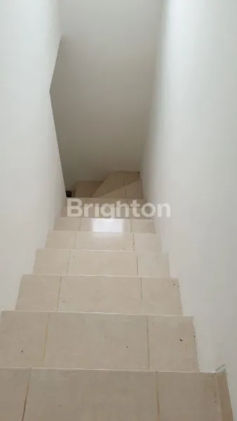 image RUMAH LAVERDE 2 LANTAI BSD TANGERANG  (7)