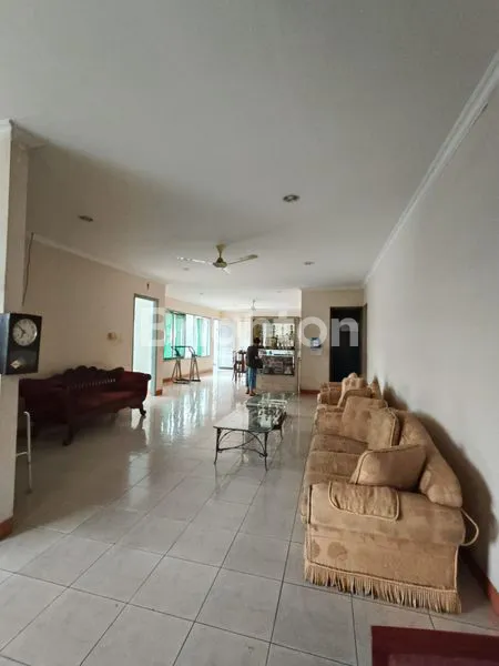 image RUMAH COCOK UNTUK KOS+USAHA DI GANDARIA, BANGUNAN 2 LANTAI (4)