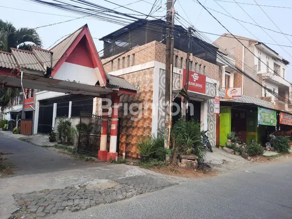 image RUMAH HOOK 2 LANTAI DI PERUMNAS 2  (1)