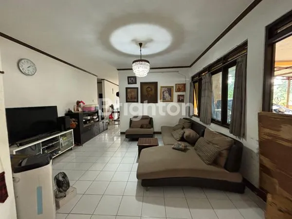 image DIJUAL RUMAH GRIYA CINERE 2 DEPOK (8)