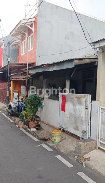 image RUMAH TUA, COCOK BUAT KOS2 AN, STRATEGIS (R 1351 )  (2)