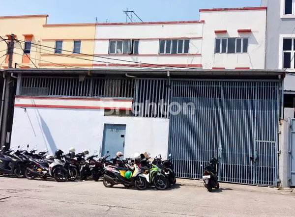 image DISEWAKAN MURAH! GUDANG & KANTOR ELANG LAUT PIK JALAN BESAR UTAMA BOULEVARD FULL RENOVASI (1)