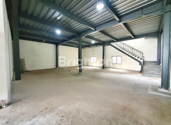 image DISEWAKAN MURAH! GUDANG & KANTOR ELANG LAUT PIK JALAN BESAR UTAMA BOULEVARD FULL RENOVASI (4)