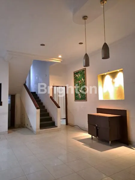 image RUMAH CANTIK 2 LANTAI DALAM PERUMAHAN PERMATA PURI CIMANGGIS (4)