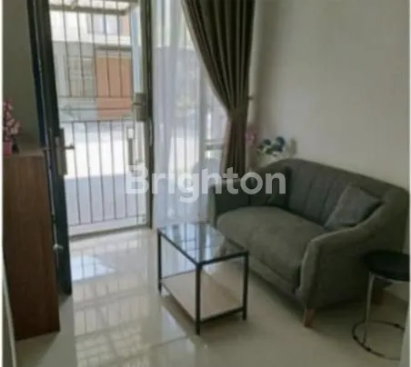 image RUMAH MEWAH MURAH 2 LANTAI PERUMAHAN GOLDEN PARK 3 TANGERANG (4)