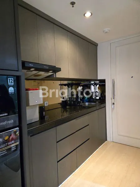 image APARTEMEN LANDMARK LANTAI BAWAH FULL FURNISH 1 KAMAR TIDUR (3)