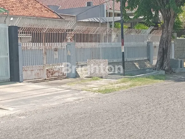 image RUMAH STRATEGIS KEMUNING DEKAT AMBENGAN GENTENG KALI TUNJUNGAN SIOLA GRAND CITY PS ATOM STASIUN GUBENG TENGAH KOTA SBY  (1)