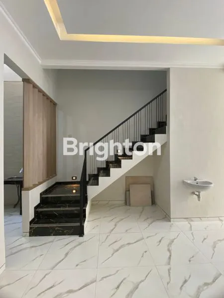 image RUMAHH BARU DI KUTISARI INDAH, SURABAYA. DEKAT JEMURSARI, SIWALAN KERTO, KETINTANG, GAYUNGSARI, TENGGILIS, RUNGKUT, WARU (3)