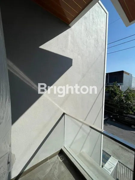 image RUMAHH BARU DI KUTISARI INDAH, SURABAYA. DEKAT JEMURSARI, SIWALAN KERTO, KETINTANG, GAYUNGSARI, TENGGILIS, RUNGKUT, WARU (6)