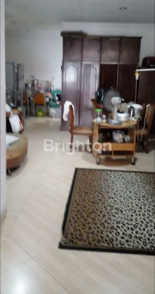 image RUMAH 2 LANTAI KELAPA MOLEK KELAPA GADING JAKARTA UTARA (3)