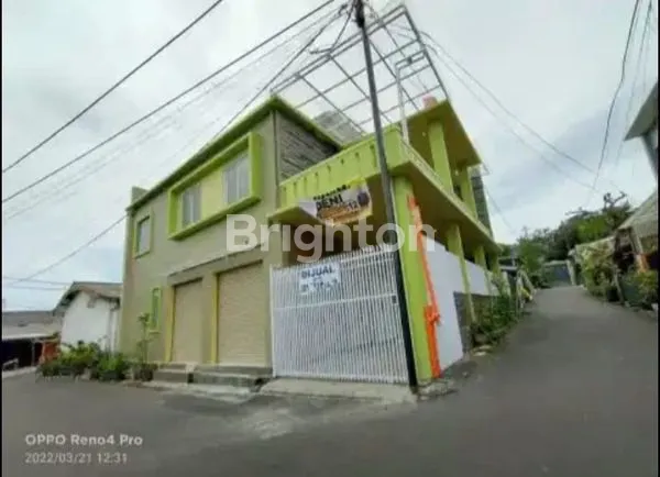 image RUMAH DUA LANTAI SIAP HUNI (7)