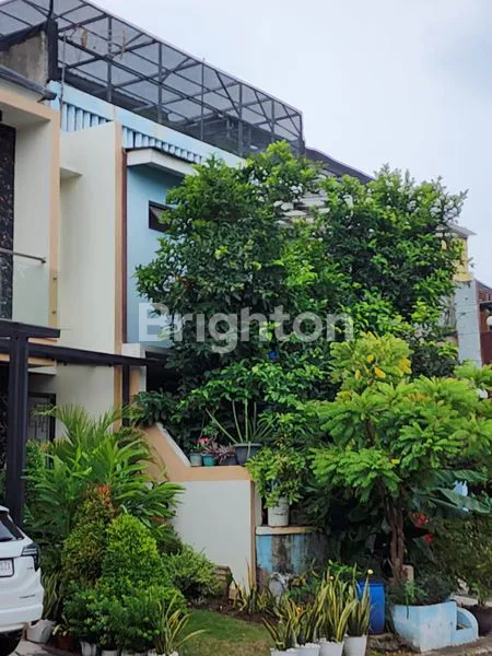 image RUMAH JUAL LOKASI PRIME KOTA WISATA BU (2)