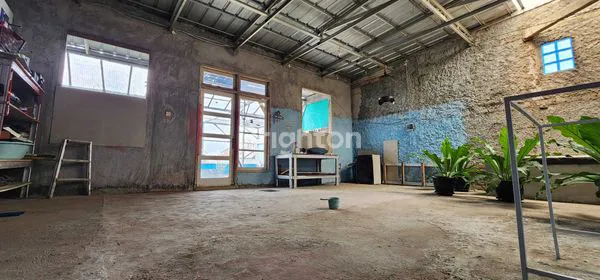 image RUMAH JUAL LOKASI PRIME KOTA WISATA BU (7)