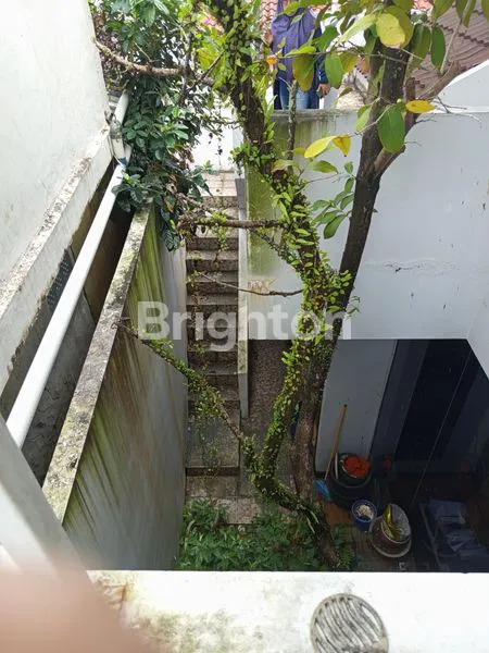 image RUMAH MEWAH DI PERUMAHAN WIKA BALIKPAPAN (7)