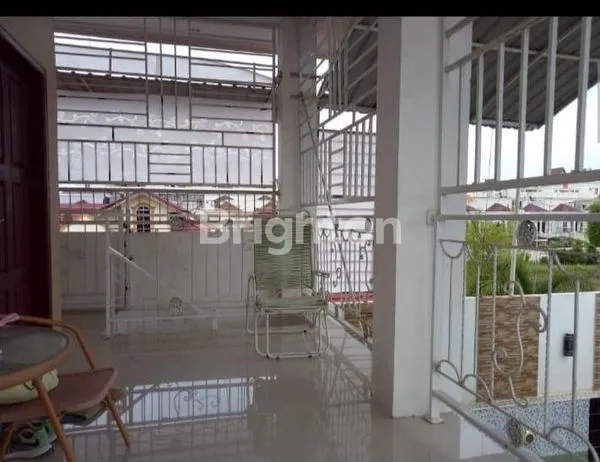 image RUMAH MEWAH HOOK DI PERUMAHAN KAWASAN JALAN PROTOKOL (6)