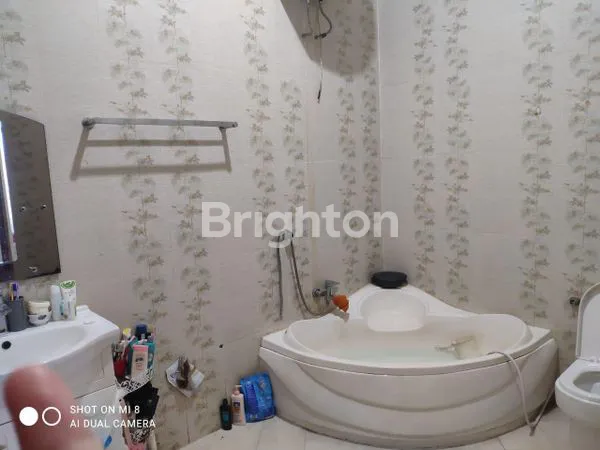 image RUMAH MEWAH HOOK DI PERUMAHAN KAWASAN JALAN PROTOKOL (7)