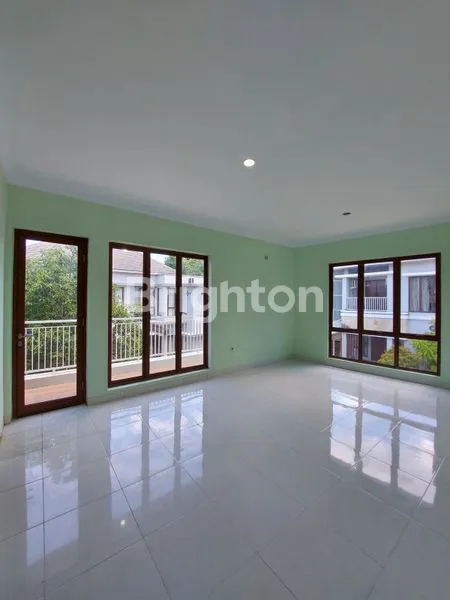 image RUMAH MEWAH BINTARO, CLUSTER DISCOVERY FIORE,  TANGERANG SELATAN (5)