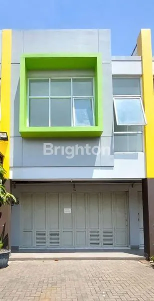 RUKO DERWATI SIAP PAKAI,SANGAT STRATEGIS DEKAT DENGAN SUMMARECON BANDUNG