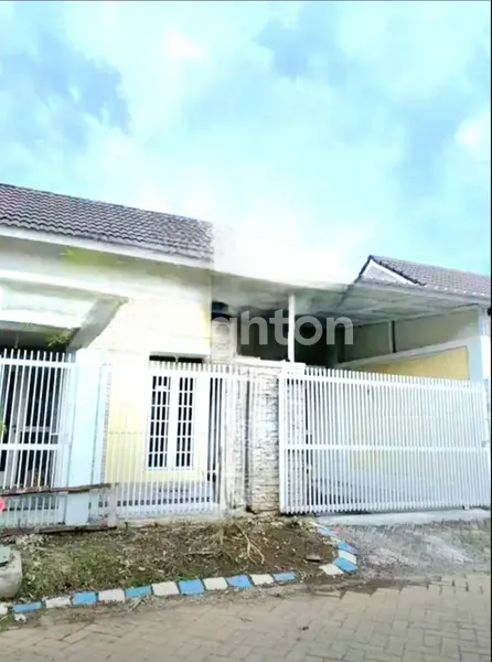image RUMAH SIAP HUNI PURI SURYA JAYA-SIDOARJO (2)