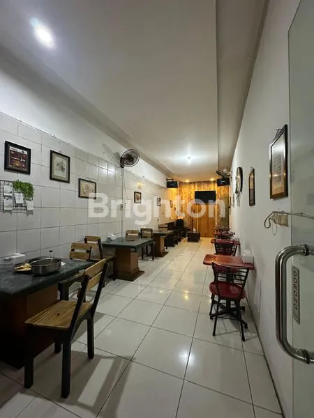 image RUMAH PLUS TEMPAT USAHA TOMANG LOKASI STRATEGIS (3)