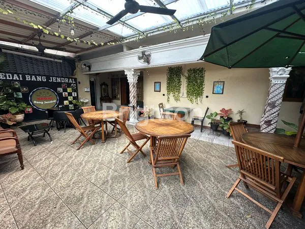 image RUMAH PLUS TEMPAT USAHA TOMANG LOKASI STRATEGIS (2)