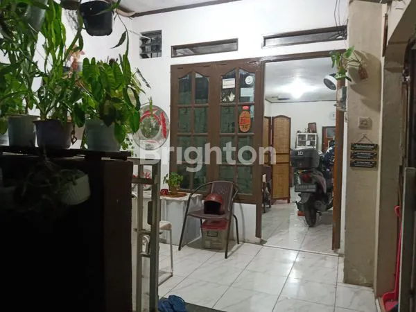 image RUMAH DI PERUMNAS 2 BEKASI (2)
