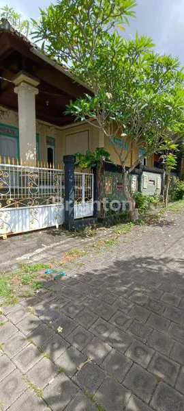 RUMAH NYAMAN 2 LANTAI DI JUAL MURAH DI TAMAN PENTA JIMBARAN