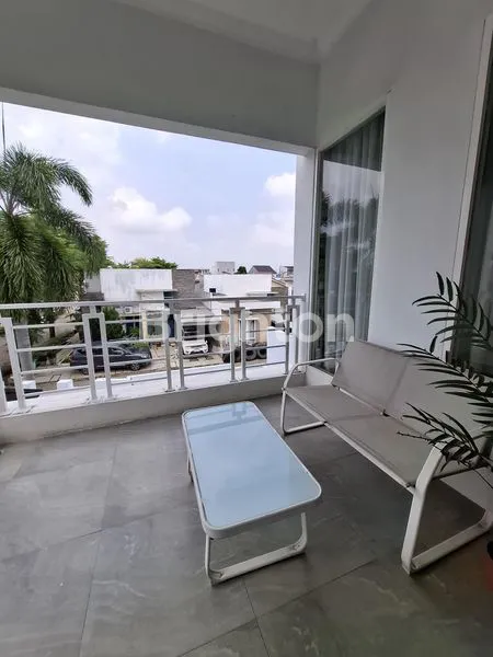 image FULL FURNISHED SIAP HUNI PLUS KOLAM RENANG (8)