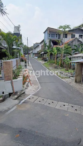 image TANAH BONUS BANGUNAN AREA PAMULARSIH SEMARANG (5)