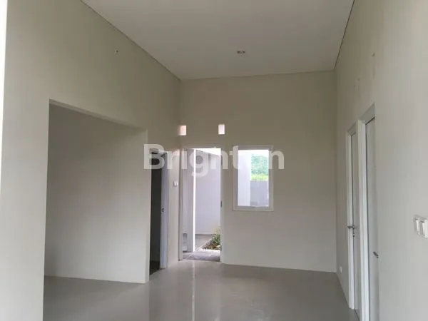 image RUMAH SIAP HUNI AREA CLUSTER BSB CITRALAND MIJEN SEMARANG (1)