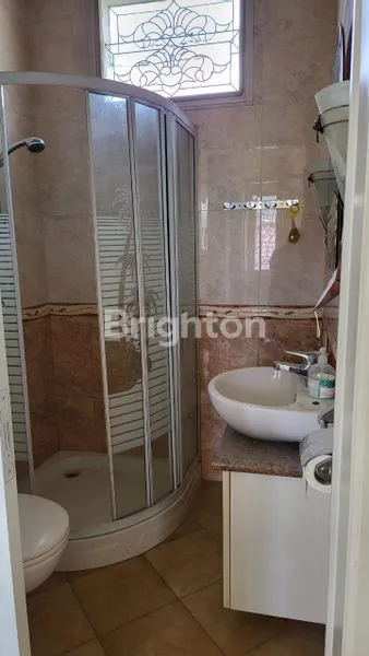 image RUMAH 2 LANTAI FURNISH SIAP HUNI JUAL ARAYA BLIMBING MALANG (6)