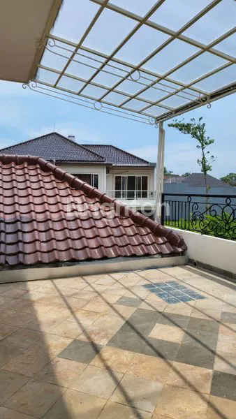 image RUMAH 2 LANTAI FURNISH SIAP HUNI JUAL ARAYA BLIMBING MALANG (7)