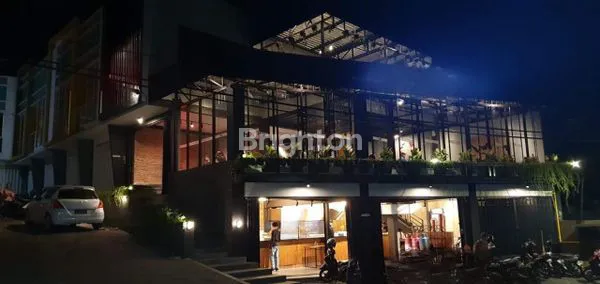 image RUKO BESAR DAN MEGAH DI KAWASAN KOTA LAWANG MALANG (3)