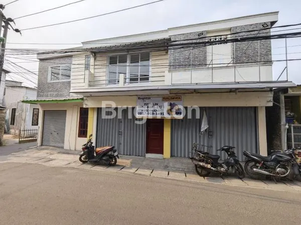 RUMAH UNTUK USAHA 2 LANTAI, LT 100, SEMANAN, (2 KIOS 1 GARASI DAN LANTAI 2 TEMPAT TINGGAL) JAKARTA BARAT
