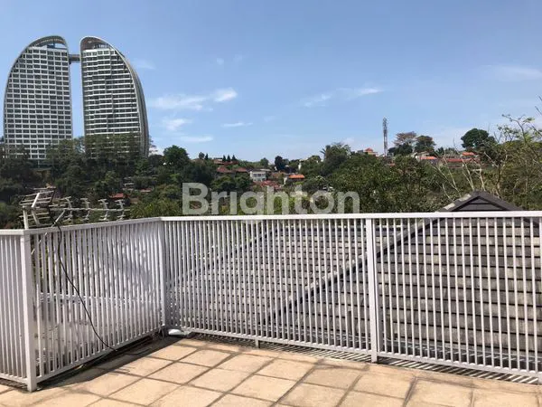 image RUMAH BAGUS SIAP HUNI DALAM KOMPLEK PERUMAHAN DI DAGO BANDUNG. (8)