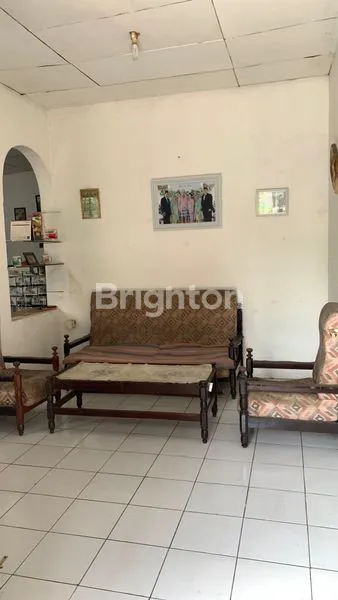 image RUMAH MUNGIL DENGAN HALAMAN LUAS TURUN HARGA \U203C\UFE0F\U203C\UFE0F DI LOKASI STRATEGIS KOMPLEK SAHID JAYA BOJONGSARI (4)