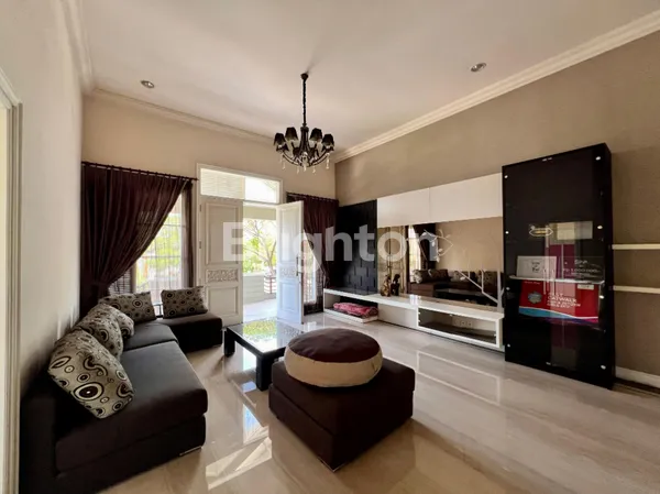 image RUMAH MEWAH AMERICAN STYLE TAMAN GOLF, CITRALAND (8)